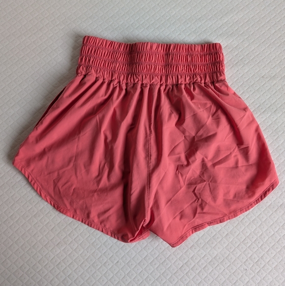 Nike One Dri-FIT Ultra High-Waisted 3" Brief-Lined Shorts Pink Size L running - Picture 2 of 11